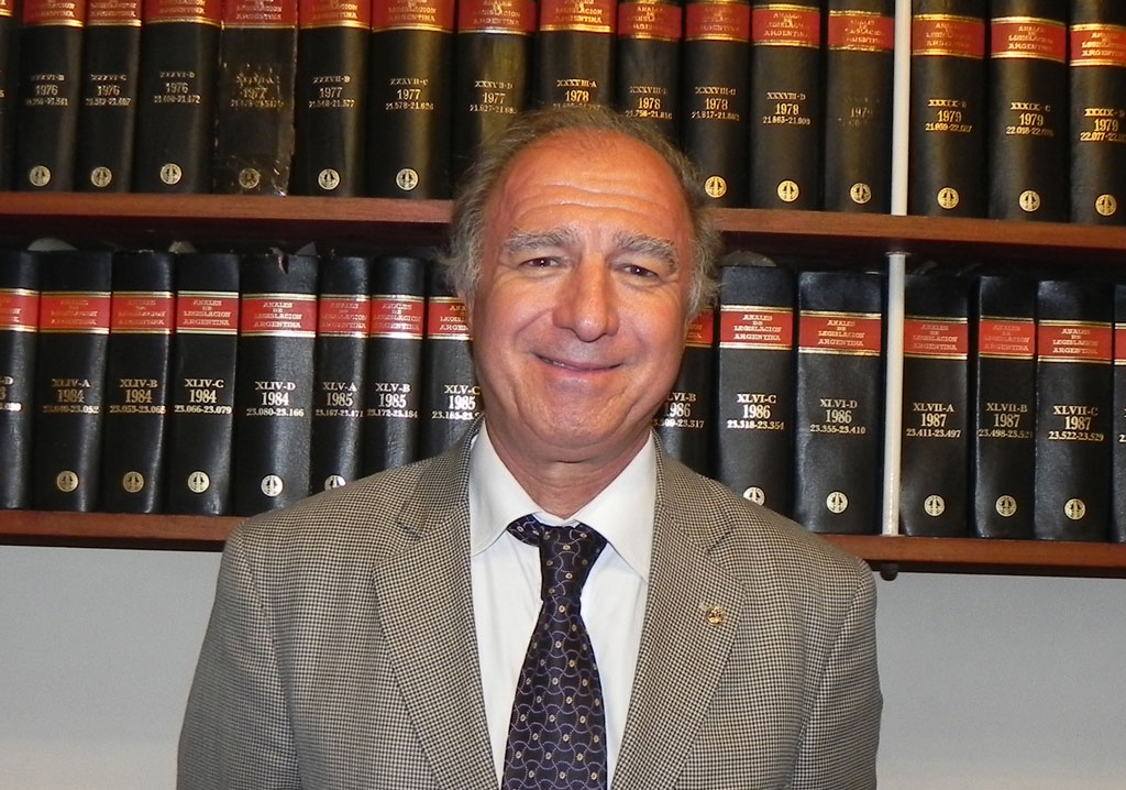 Dr. Roberto Carlos Quinodoz